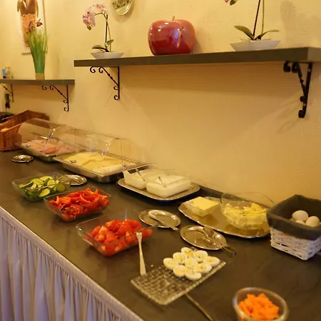 Margrit 2* Βερολίνο