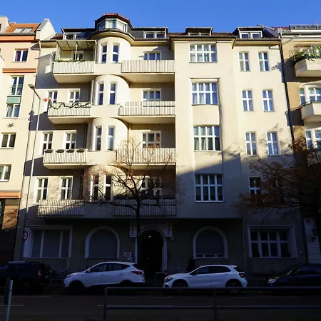 Margrit Πανσιόν 2*