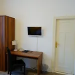 Hotel Margrit Berlim