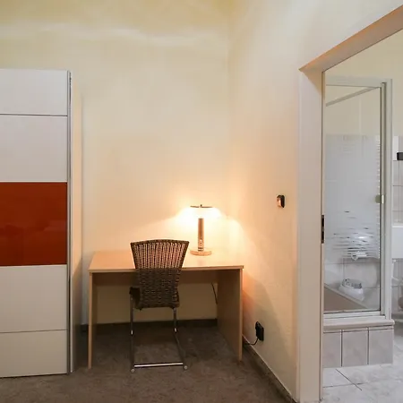 Konukevi Hotelpension Margrit 2*
