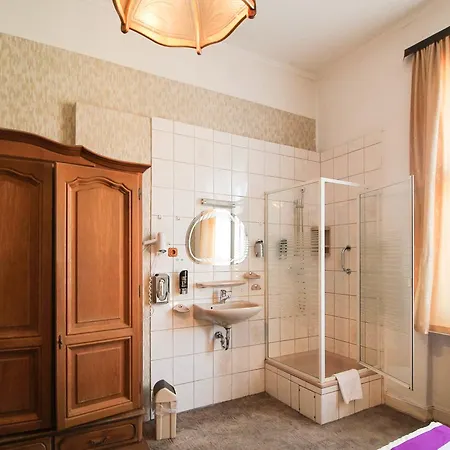 Πανσιόν Margrit 2*